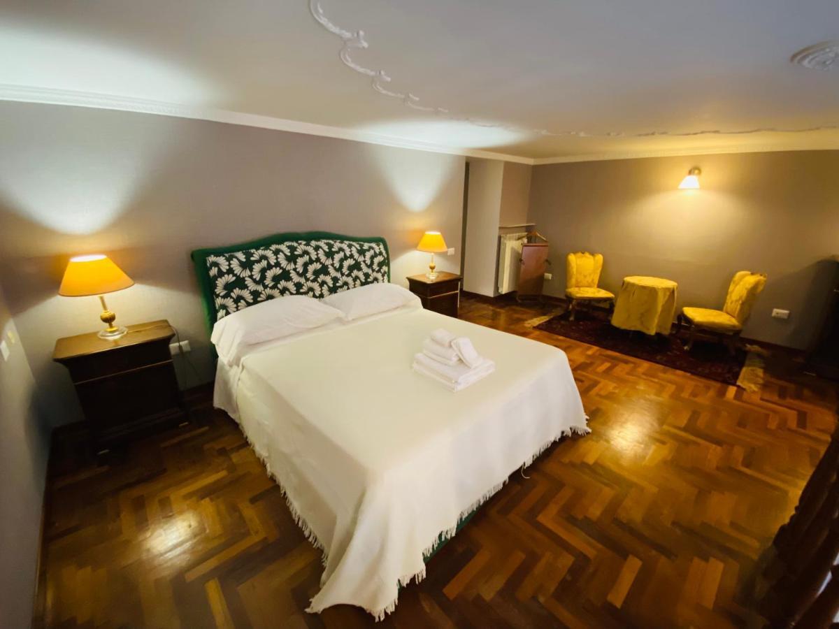 Around Toledo Hotel Napoli Ngoại thất bức ảnh